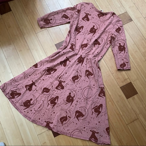 MiszkoMaszko Lunar Girls Wearable Art Dress - Picture 8 of 8